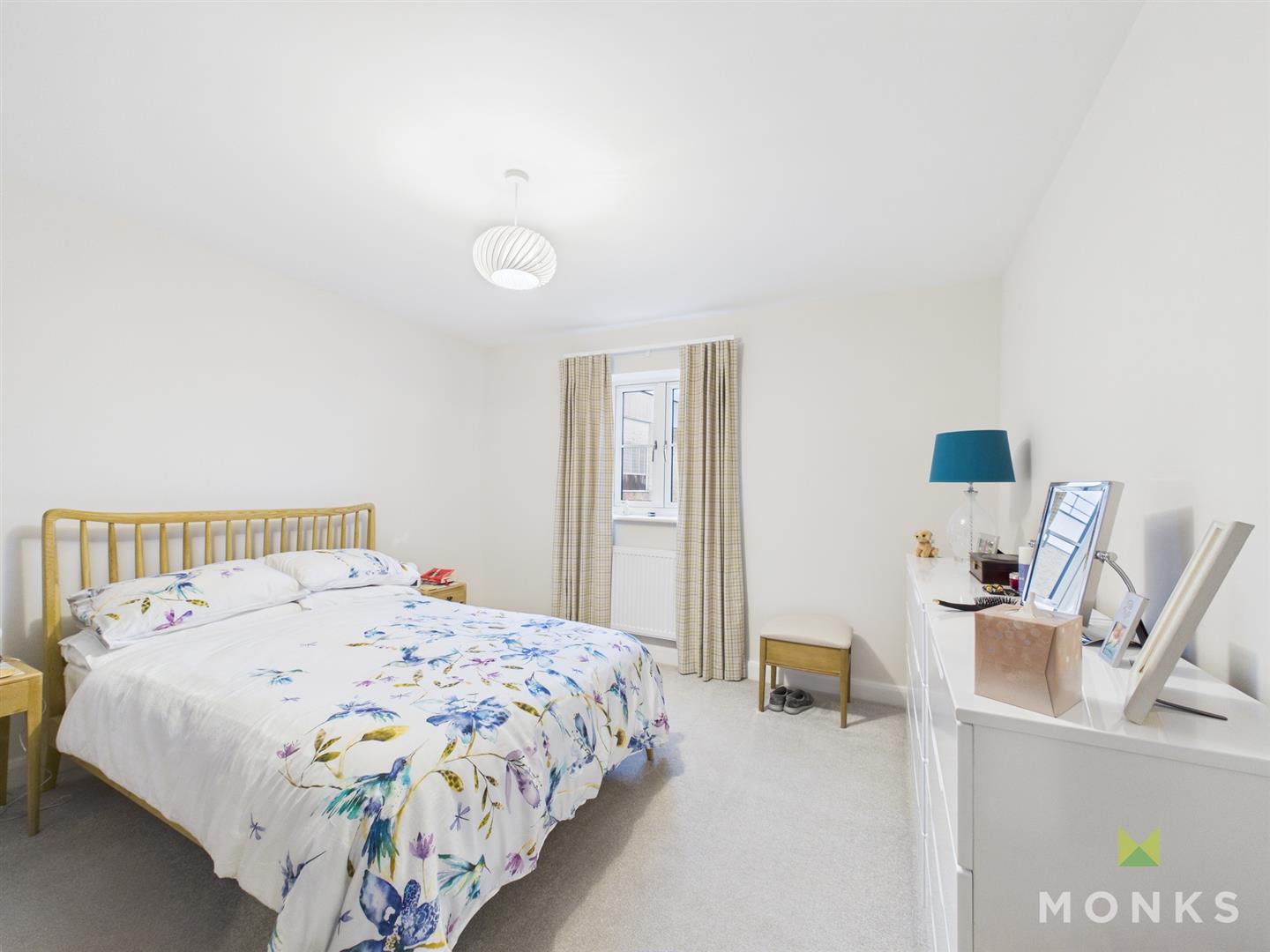 31 Holbache Road, Oswestry, SY11 1RP For Sale